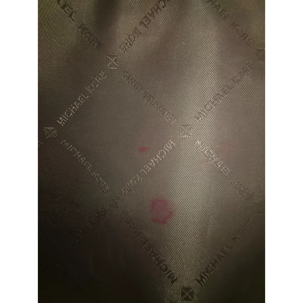 Michael Kors Joan Large Slouchy Shoulder Bag - Picture 7 of 10